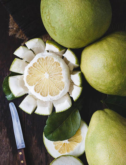 Pomelo Meyvesi Nedir? Pomelo Faydaları Nelerdir?